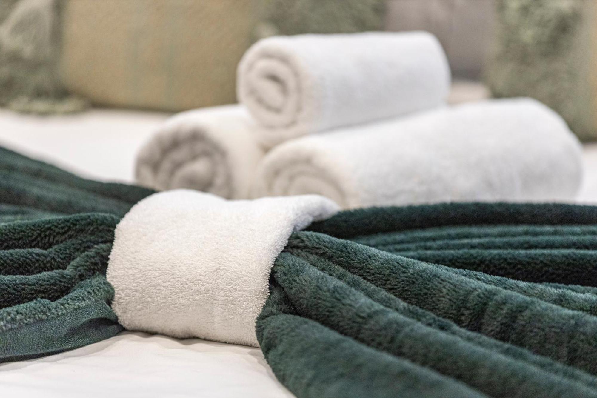 Spacious Luxury Apartment King Bed - Central Location ロンドン エクステリア 写真