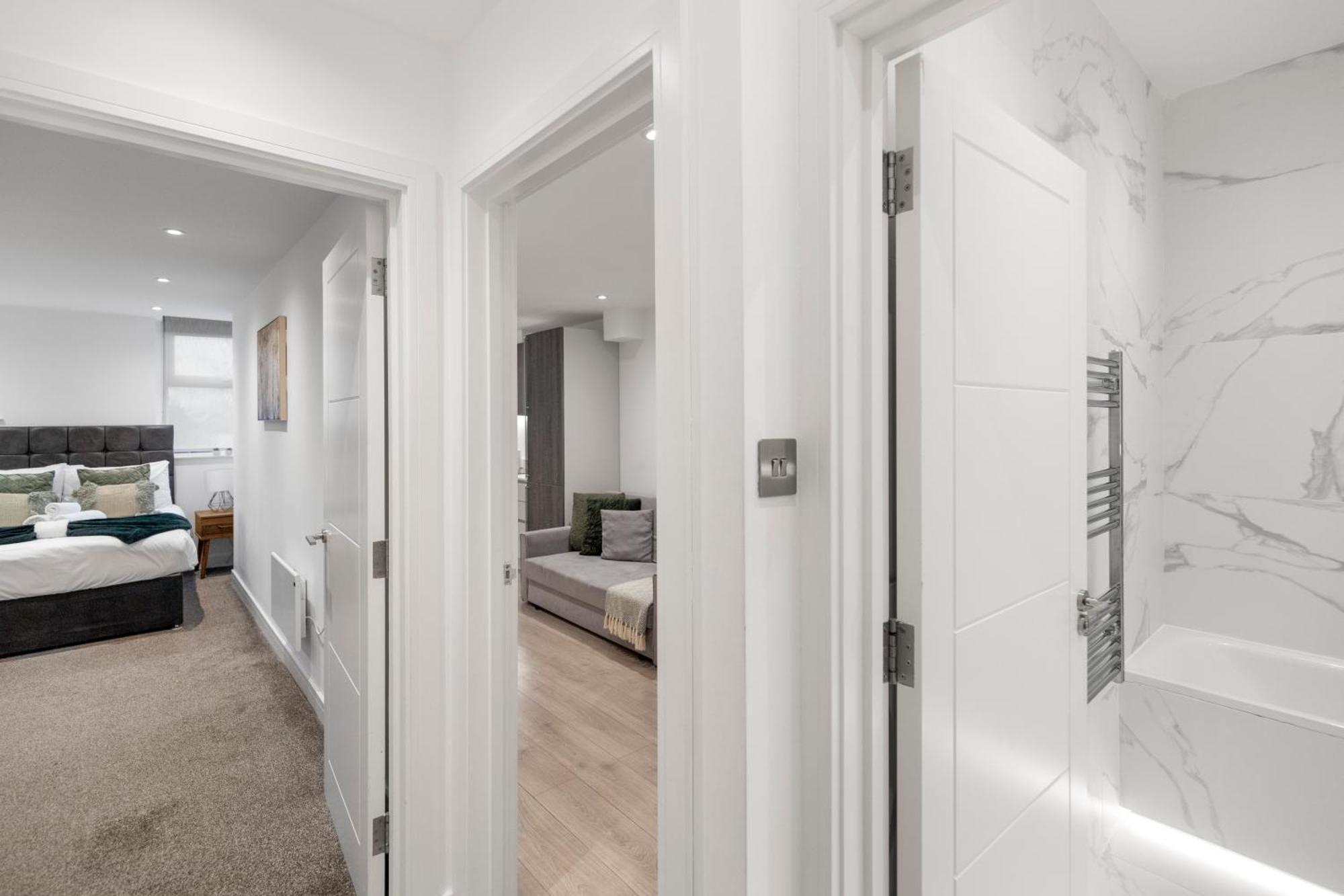 Spacious Luxury Apartment King Bed - Central Location ロンドン エクステリア 写真